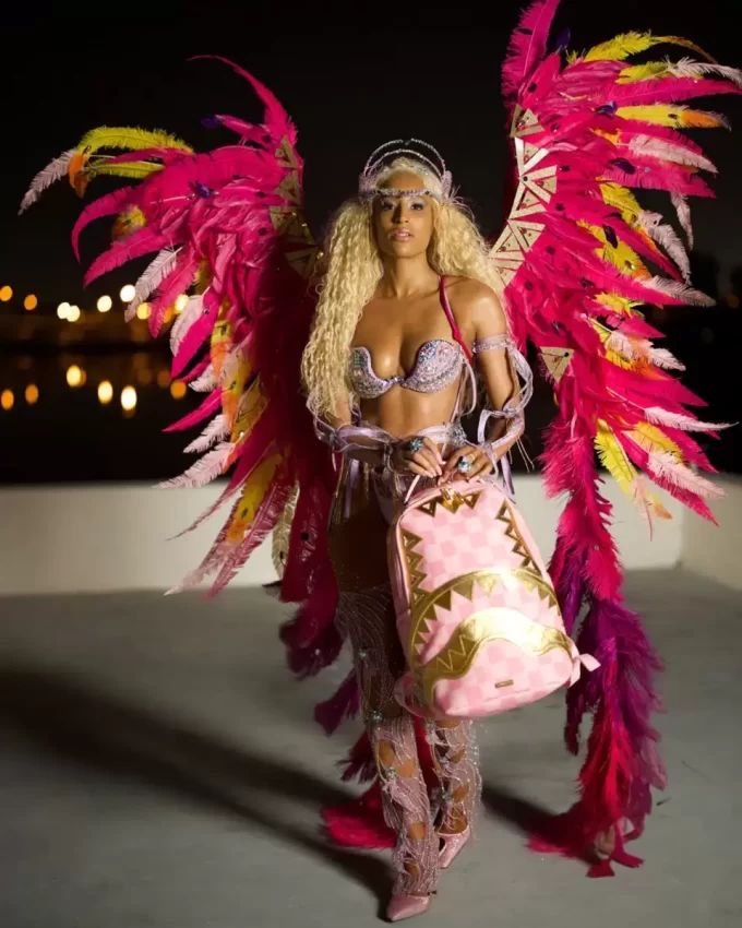 KI-Botschaft aus Afrikas Zukunft – Rucksack der Zukunft – Sandflower-Kooperation