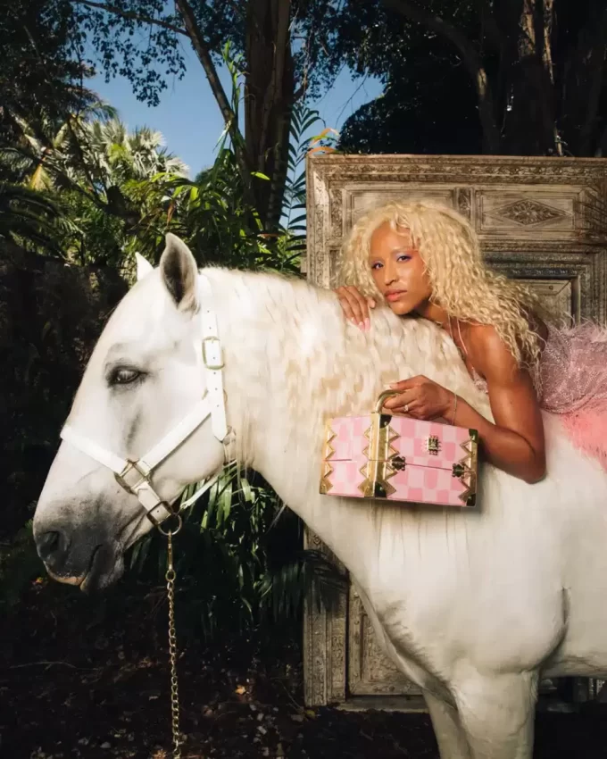 KI-Botschaft aus der zukünftigen Schmuckschatulle – Sandflower-Kooperation