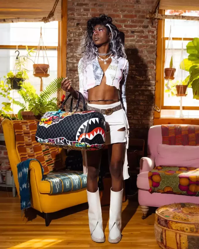 KÜNSTLERISCHES PURSUIT-DUFFLE