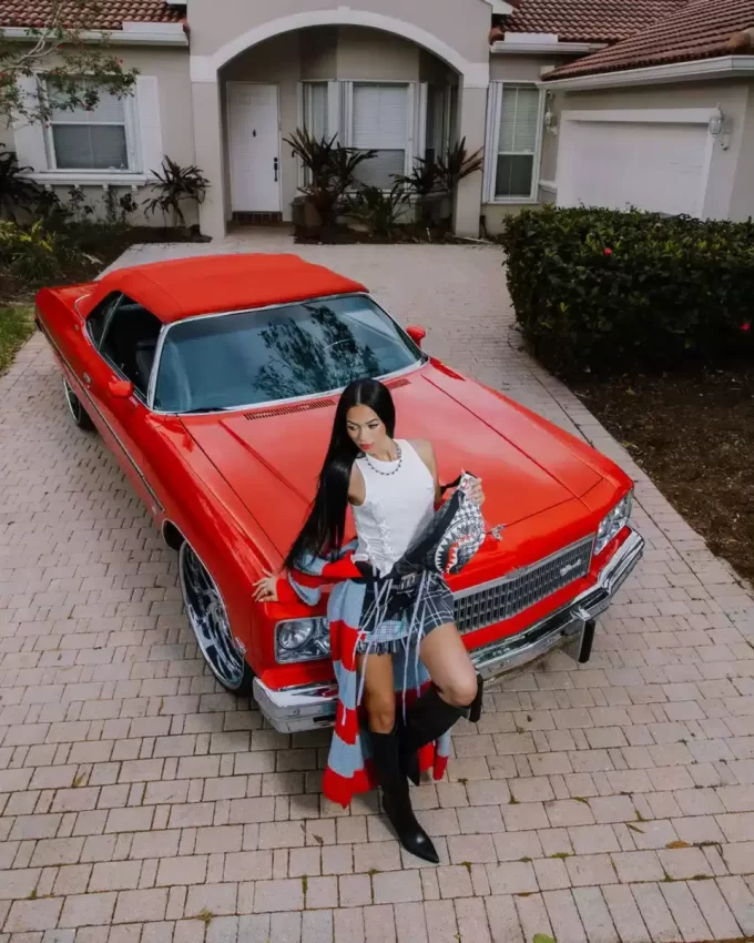 Kritzeln, Dribble-Check, clevere Umhängetasche