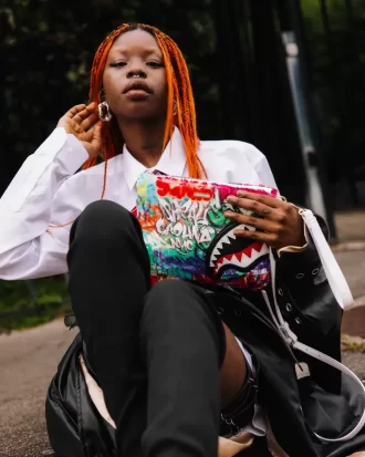 LE MONDE DES GRAFFITIS CROSSOVER-KUPPLUNG