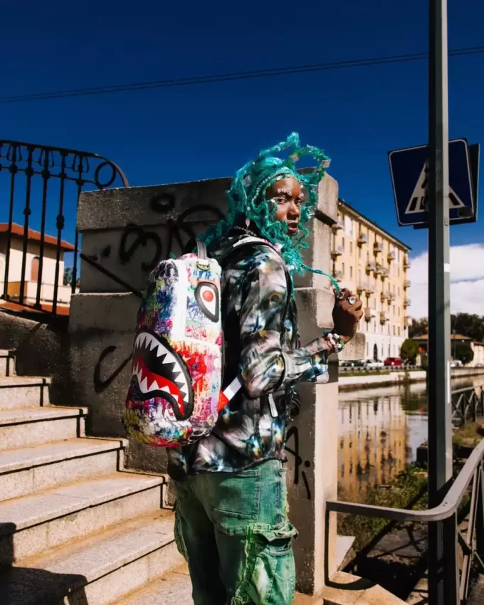 LE MONDE DES GRAFFITIS RUCKSACK