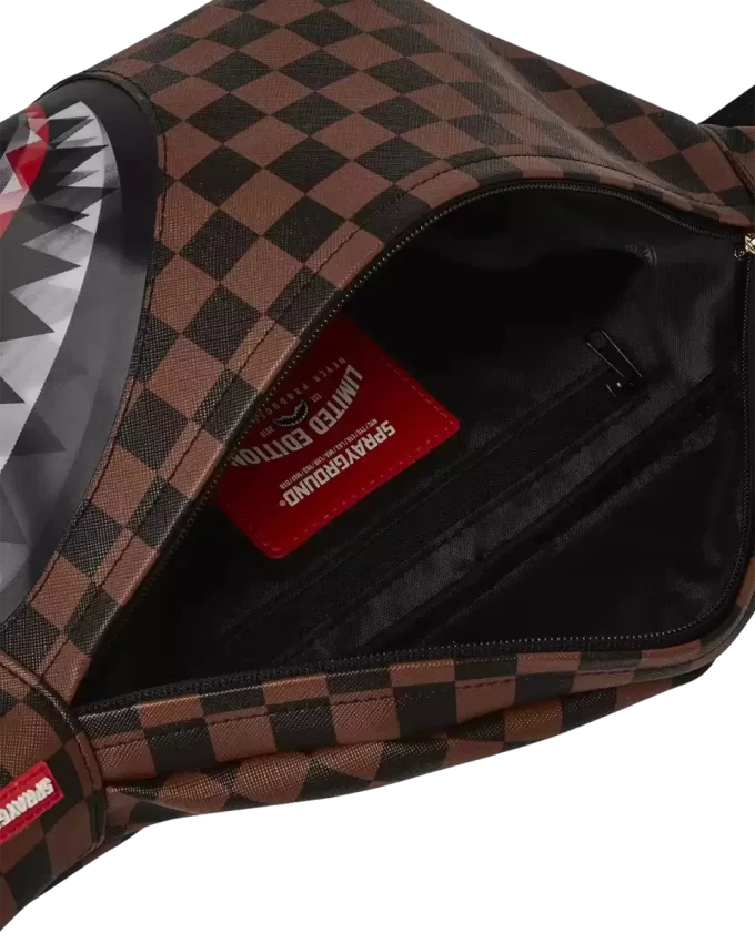 LENTIKULAREFFEKTE, VERSTÄNDLICHE UMKLEIDUNG