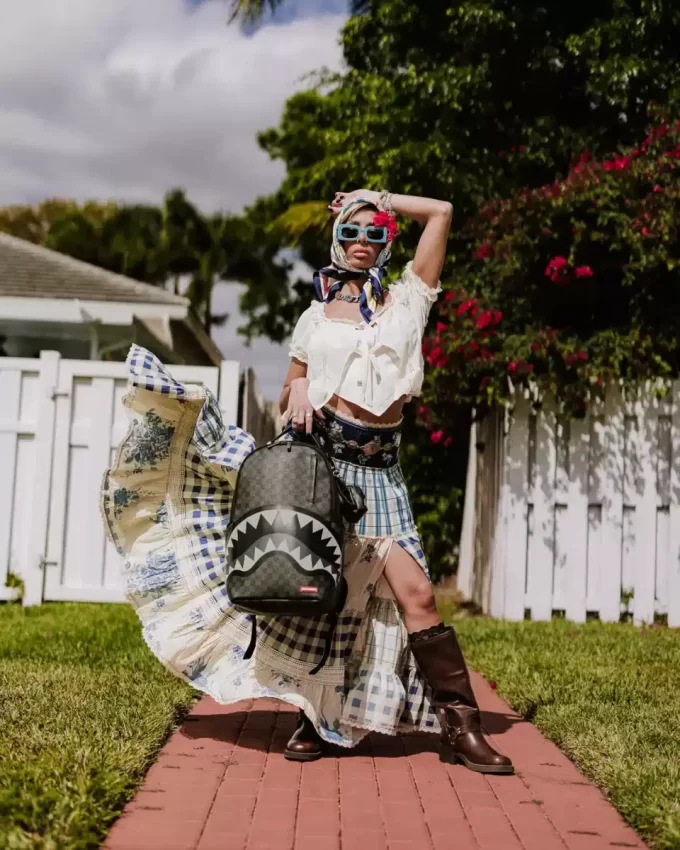 LIGHTS OUT SHARKS IN PARIS RUCKSACK