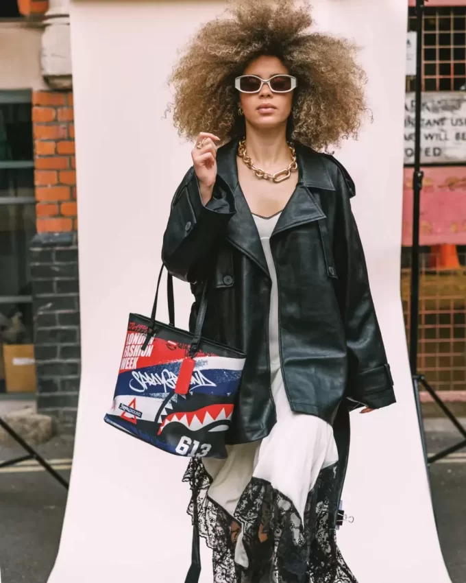 LONDON FASHION WEEK THE STRAND TOTE