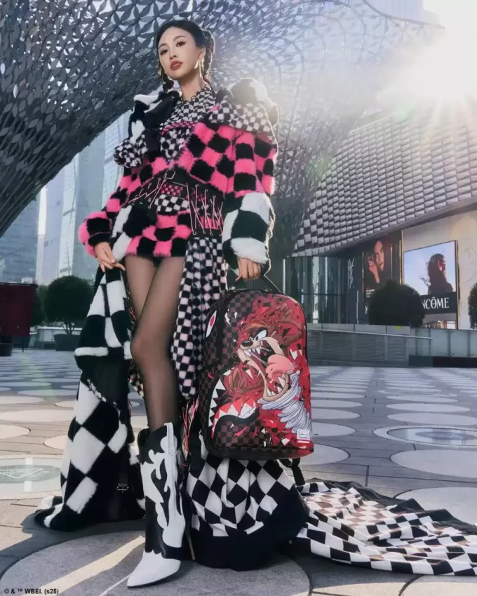 LOONEY TUNES TAZ MAYHEM RUCKSACK