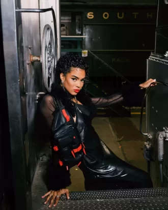 Luftfracht-Querträger