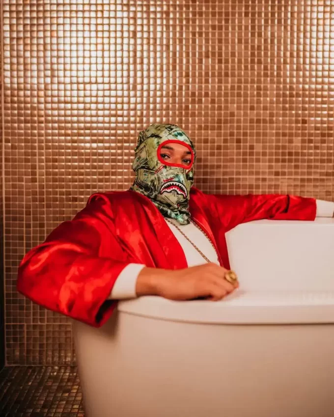 MAMA, ICH HABE ES GESCHAFFT – SKIMASKE MAMA, ICH HABE ES GESCHAFFT – SKIMASKE