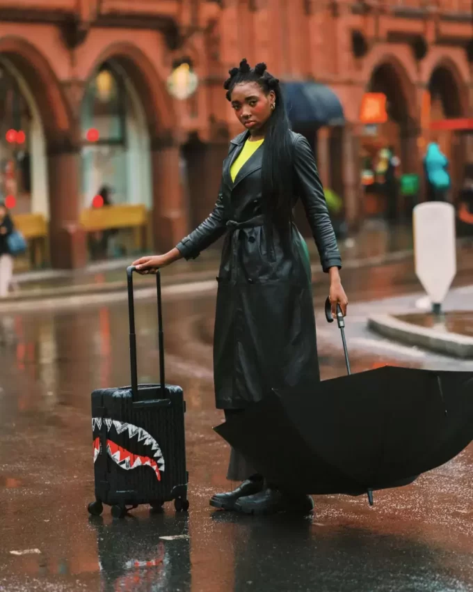 MIDNIGHT SHADOW HANDGEPÄCK MIDNIGHT SHADOW HANDGEPÄCK