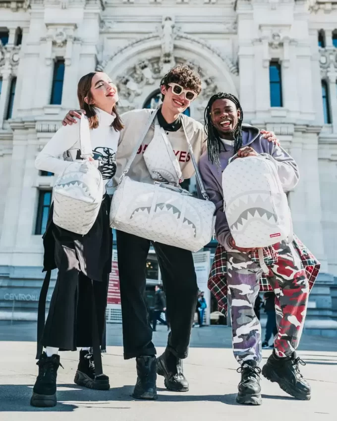 Mini-Reisetasche mit Geldmuster Mini-Reisetasche mit Geldmuster