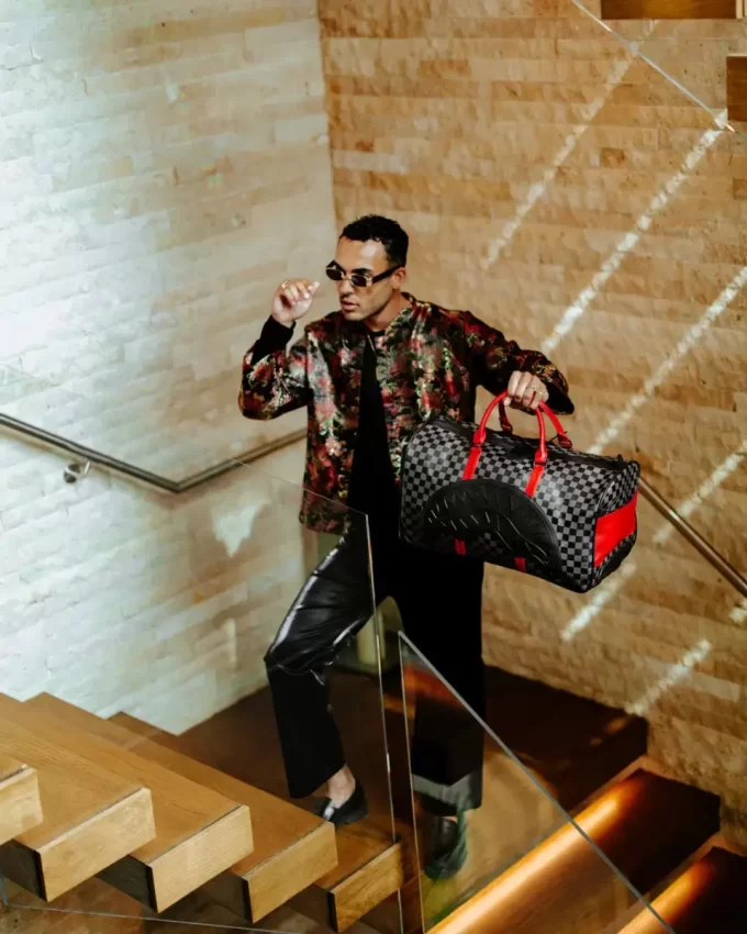 MONACO SHARK CLUB DUFFLE WHEELY MONACO SHARK CLUB DUFFLE WHEELY