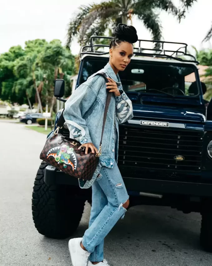 MONEY CHASER MINI-DUFFLE