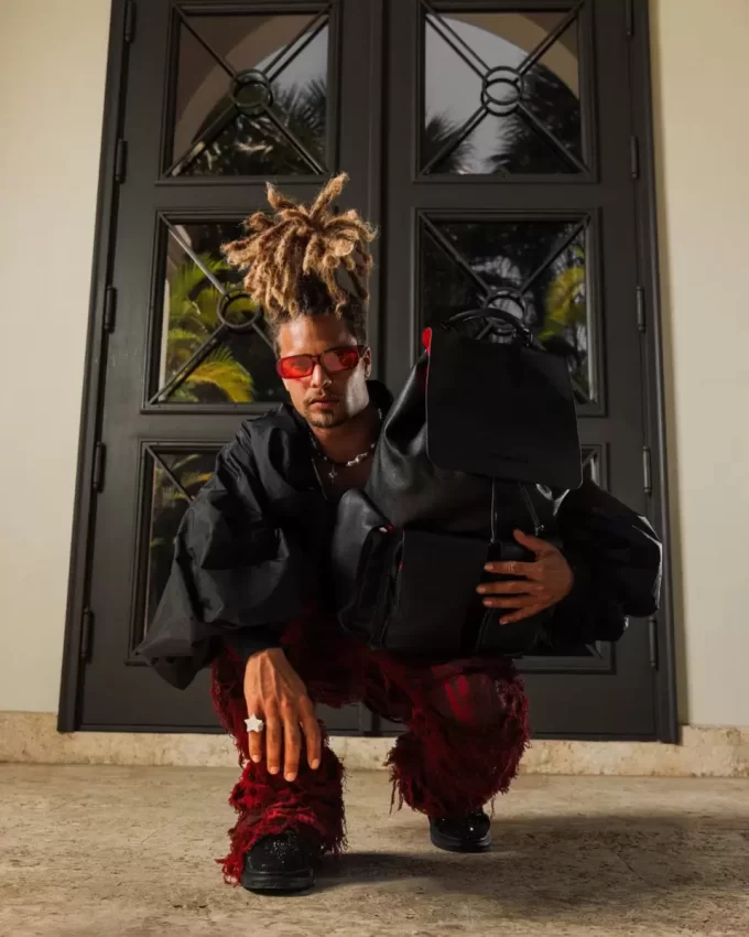 NACHTEINBRUCH MONTE CARLO