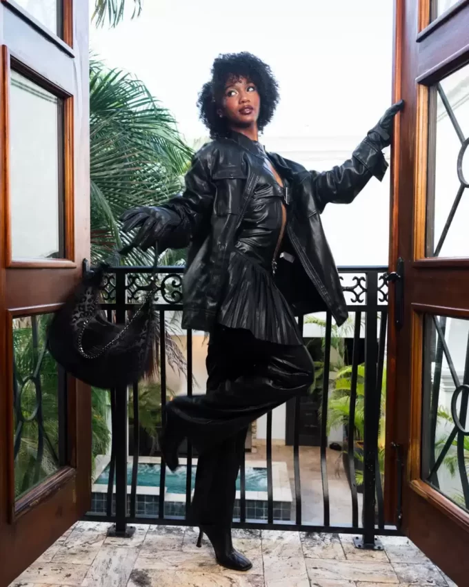 NEMESIS HUNT VICE SCHULTERTASCHE