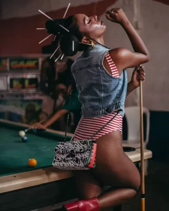 NIGHT NIGHT SHARKCHAIN  HANDTASCHE