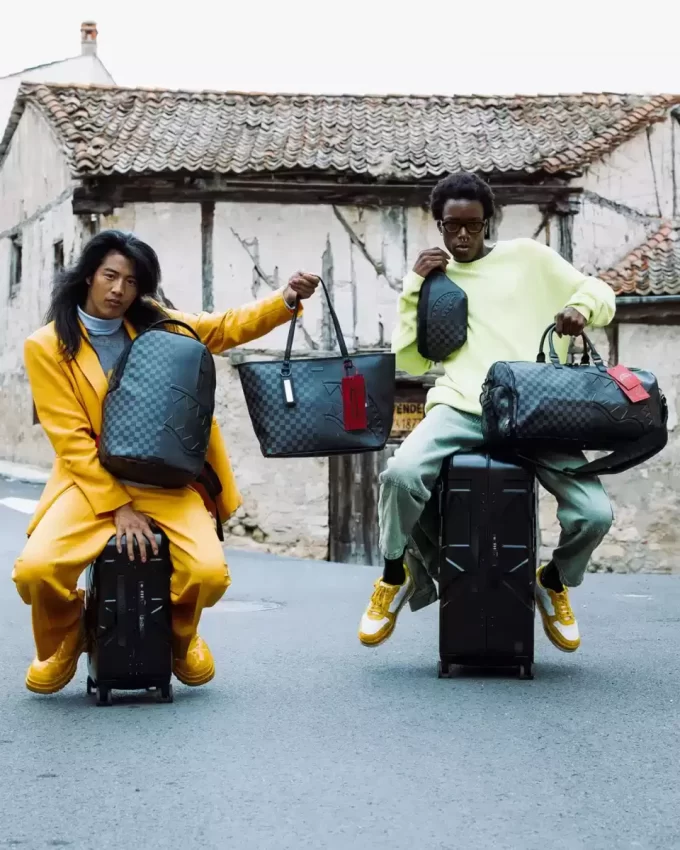 NIGHTSHARKS WELTWEIT TASCHE