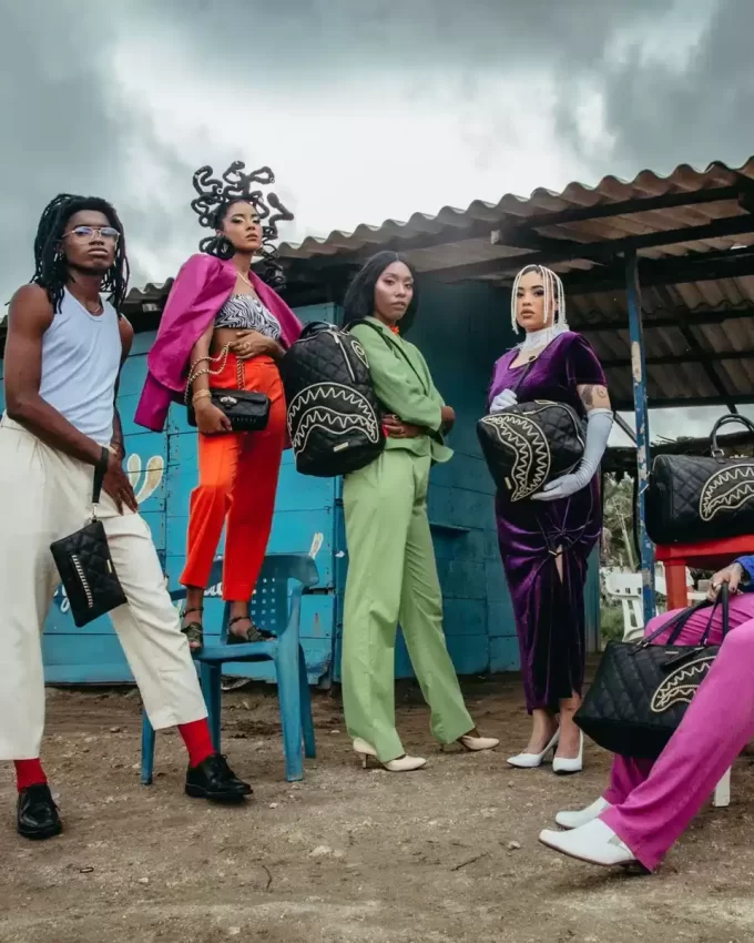 NOIR QUILT GOLD CHAIN  SHARK GELDBÖRSE