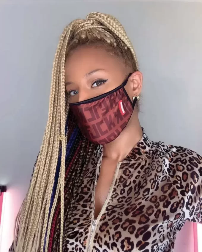 OFFENDED MASK (KLASSISCHE PASSFORM)