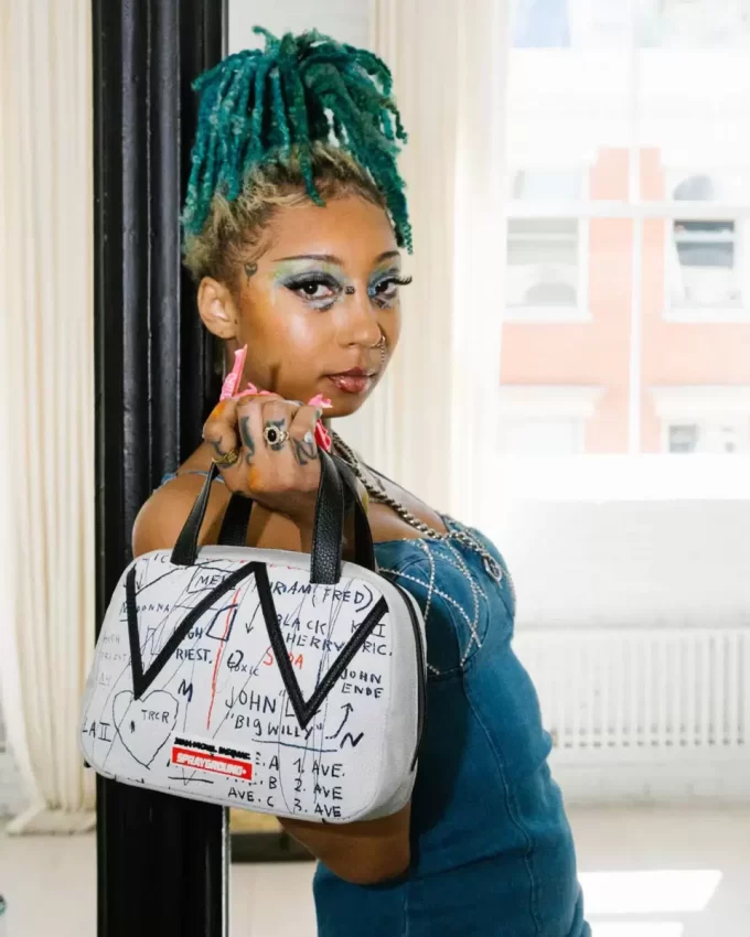 OFFIZIELLE BASQUIAT UNTITLED (CHEESE POPCORN) HANDTASCHE 1983