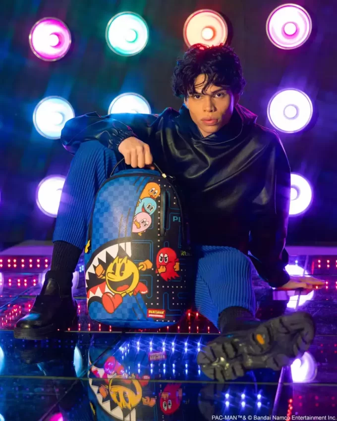 PAC-MAN LEBT SEINEN TRAUM PAC-MAN LEBT SEINEN TRAUM