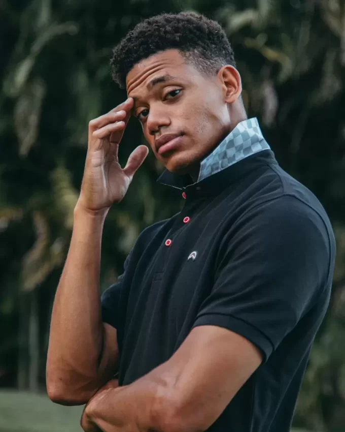 POLO AUS ROSE ALL DAY PIMA-BAUMWOLLE, HERGESTELLT IN PERU POLO AUS ROSE ALL DAY PIMA-BAUMWOLLE, HERGESTELLT IN PERU