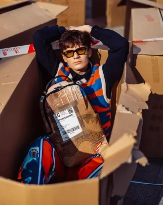 RUCKSACK MIT ÜBERNACHTUNGSLIEFERUNG