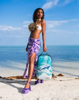 RUCKSACK MIT GLATTEM HAI