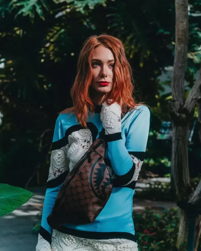 SAVY CROSSBODY MIT HAIEN UND SCHÄDELN