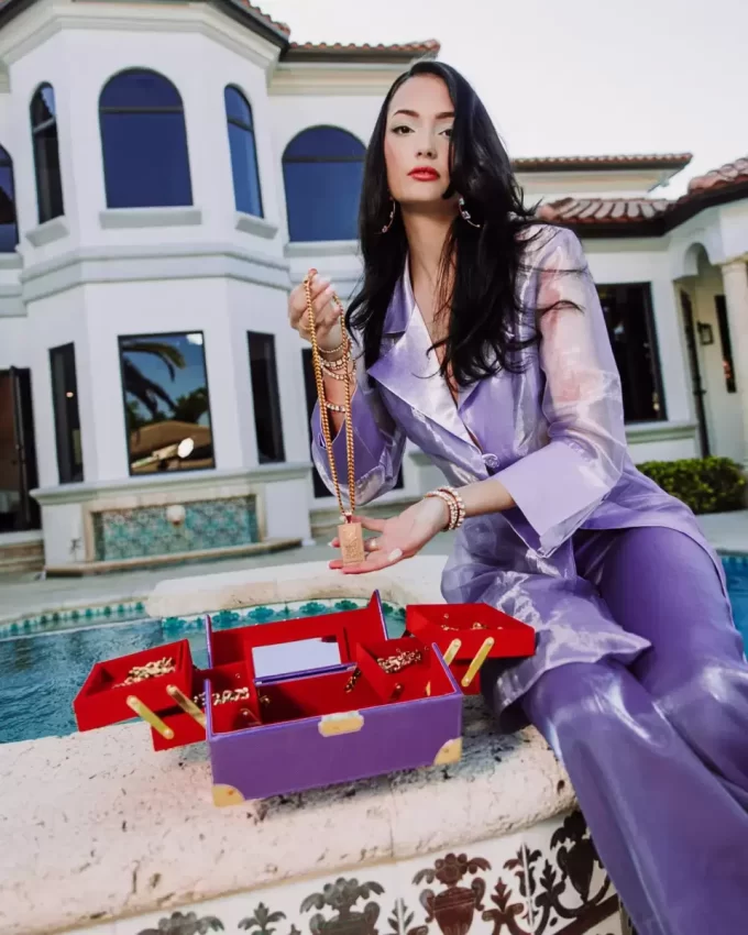 Schmuckkoffer „Sharks of the Gold Ocean“