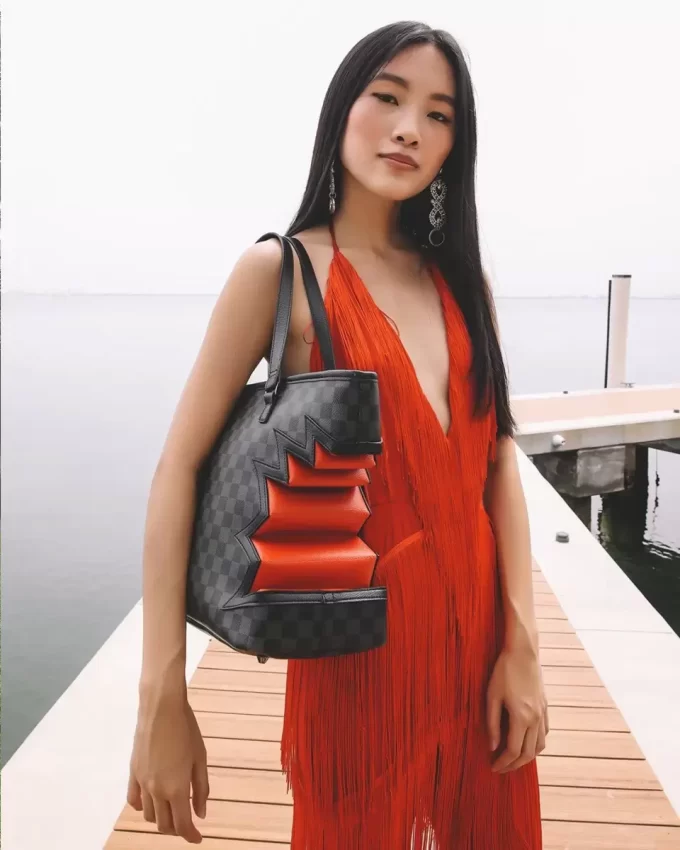 SHARK BITE SHARKS IN PARIS GRAUER TASCHE SHARK BITE SHARKS IN PARIS GRAUER TASCHE