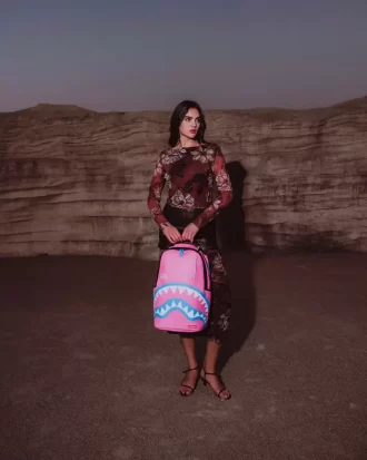 SHARK CENTRAL AMUSEMENT DLXSV RUCKSACK