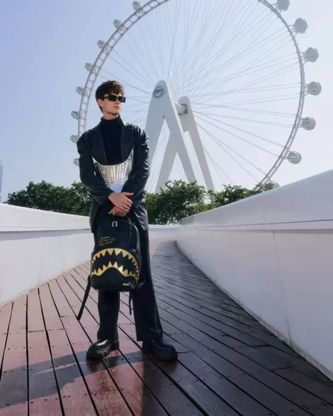 SHARK CENTRAL GILDED BITE RUCKSACK SHARK CENTRAL GILDED BITE RUCKSACK