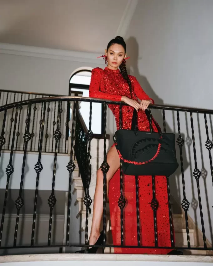 SHARK CENTRAL KYUSHU BERG-TRAGETASCHE