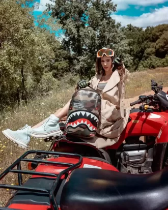 SHARK CENTRAL OUTPOST (DLXV)