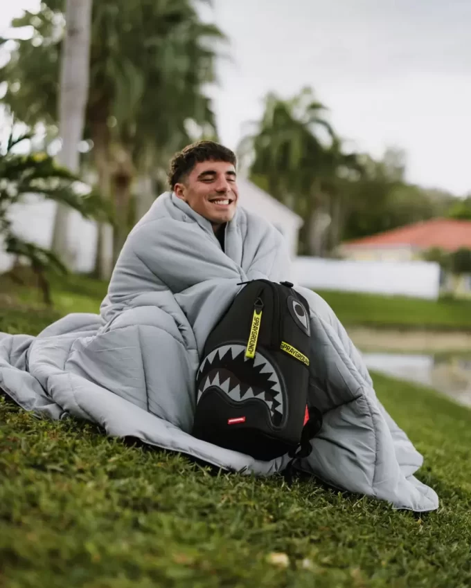 SHARK CENTRAL PARACHUTE DLX SATIN-RUCKSACK