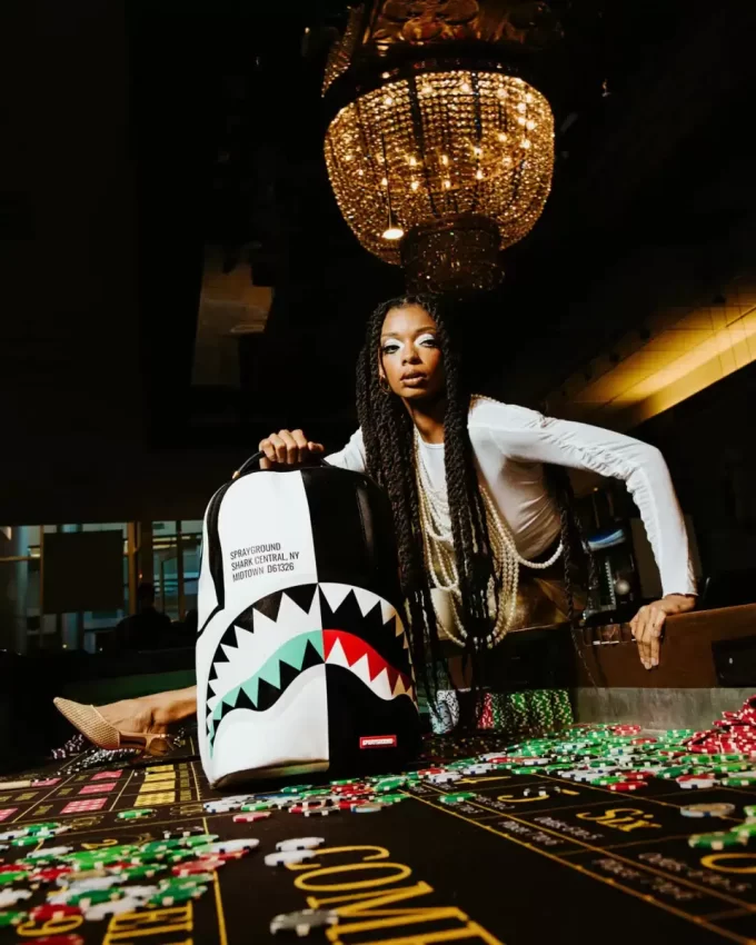 SHARK CENTRAL REFLEX DLXSV RUCKSACK