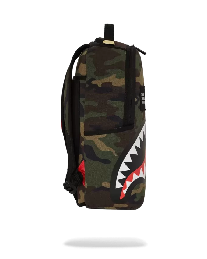 SHARK CENTRAL ROGUE RUCKSACK