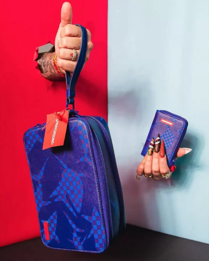 SHARK CHECK (BLAU) TOILETTEN SHARK CHECK (BLAU) TOILETTEN