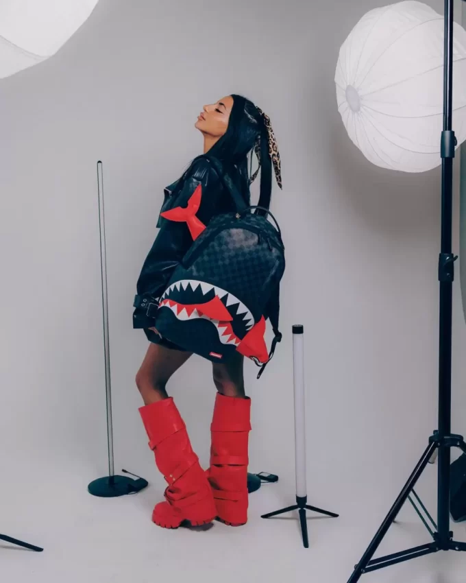 SHARK ESCAPE RUCKSACK