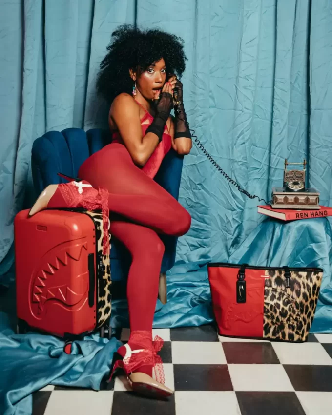 SHARK MEILEN PRO STUNDE SHARKITECTURE HANDGEPÄCK SHARK MEILEN PRO STUNDE SHARKITECTURE HANDGEPÄCK