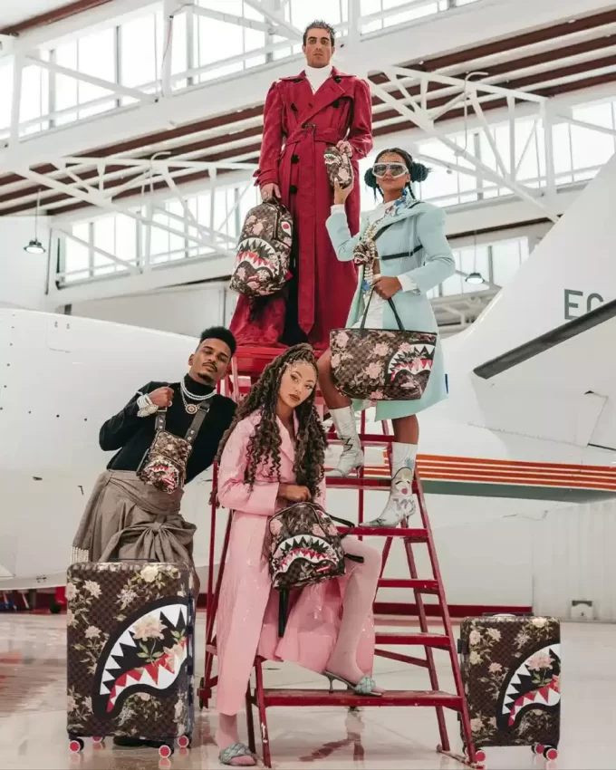 SHARKFLOWER – DER KLEINSTE RUCKSACK DER WELT