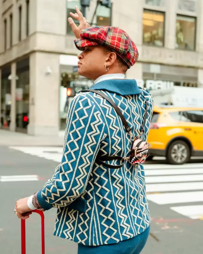 SHARKFLOWER – DER KLEINSTE RUCKSACK DER WELT