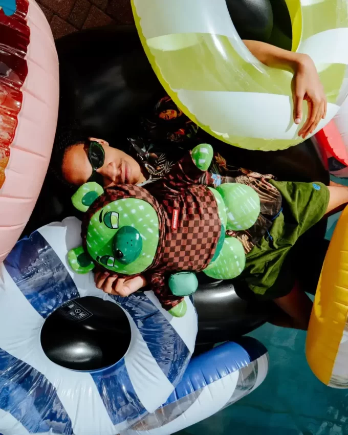 SHARKS IN PARIS FADE AWAY HOODIE MONEYBEAR TEDDYBEAR RUCKSACK