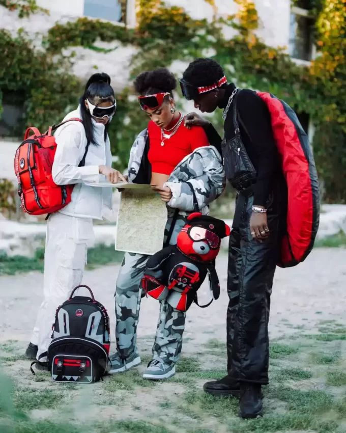 SKY HIGH SEEKERS ARCTIC GPS MONEYBEAR RUCKSACK