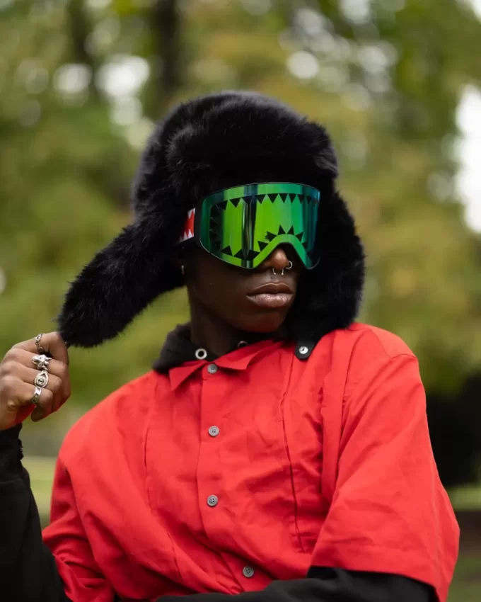 SKY HIGH SEEKERS ARCTIC BIG FUR AVIATOR (SCHWARZ) SKY HIGH SEEKERS ARCTIC BIG FUR AVIATOR (SCHWARZ)