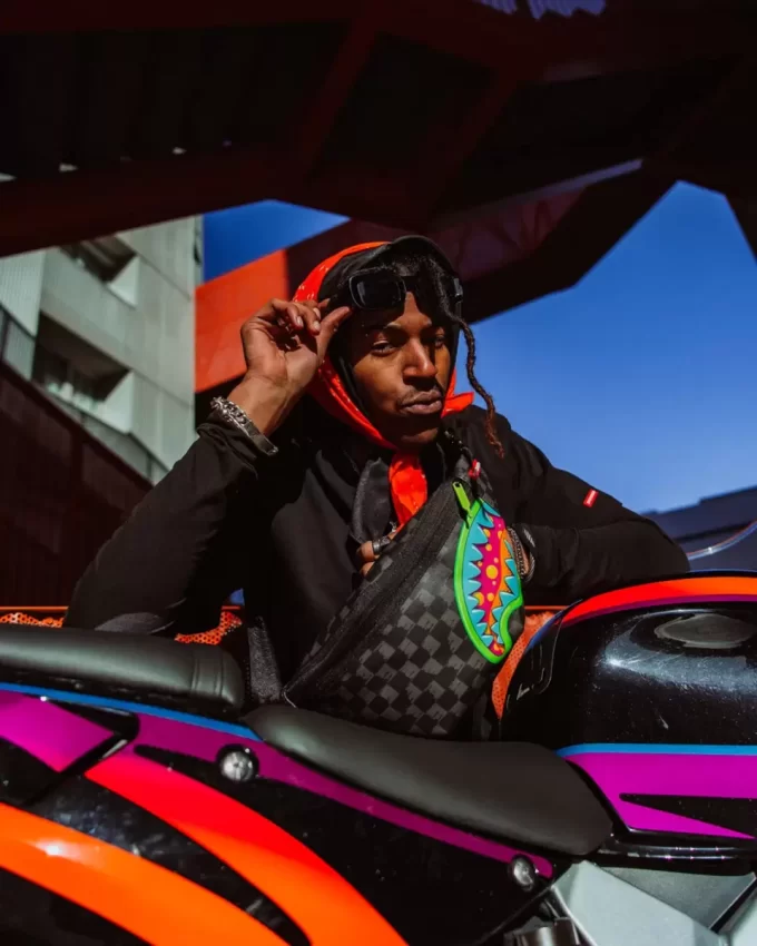 SLIME TAKEOVER SAVY CROSSBODY SLIME TAKEOVER SAVY CROSSBODY