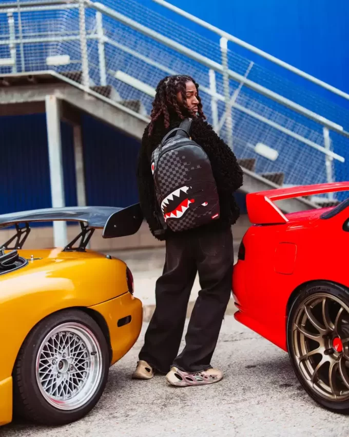 SPEED SHARK SIDE SWIPE RUCKSACK