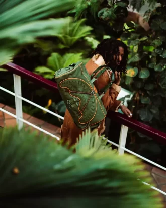 SPEZIALEINSAMEN-HAI-QUAD DUFFLE