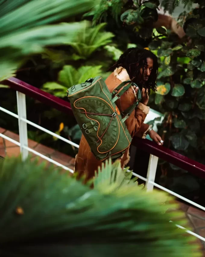 SPEZIALEINSAMEN-HAI-QUAD DUFFLE