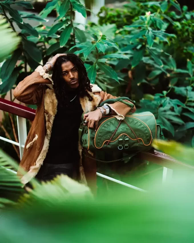 SPEZIALEINSAMEN-HAI-QUAD DUFFLE